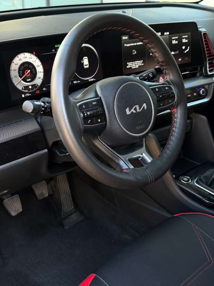 Kia SPORTAGE 2022 - Imagen 15 de 20