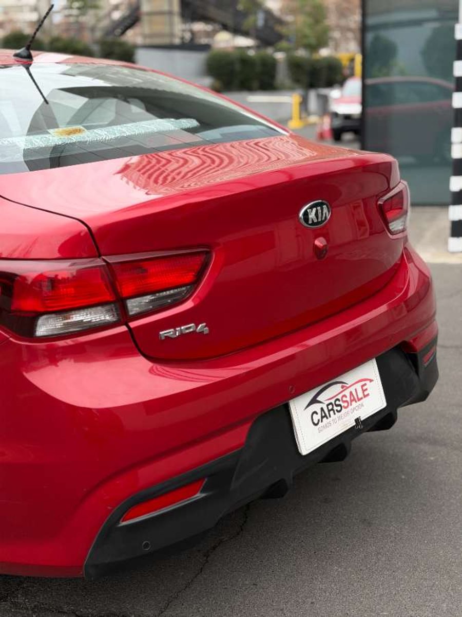 Kia RIO 4 LX AC ABS 2021 - Imagen 13 de 20