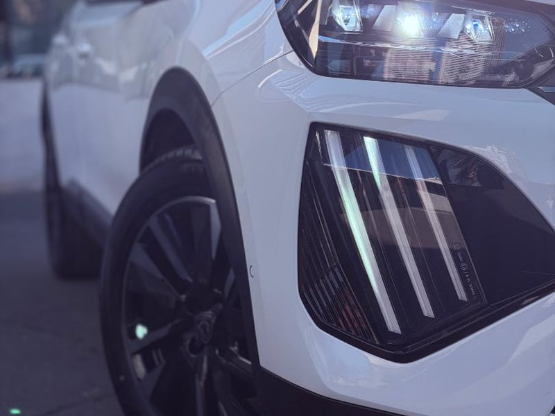 Peugeot 2008 GT 1.2 GT HIBRIDO 2026 - Imagen 8 de 20