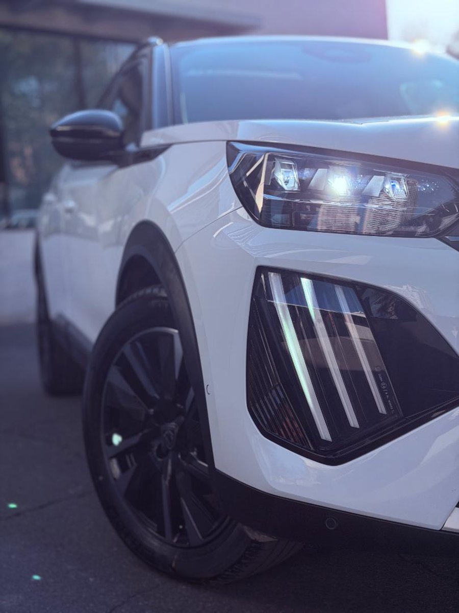 Peugeot 2008 GT 1.2 GT HIBRIDO 2026 - Imagen 8 de 20