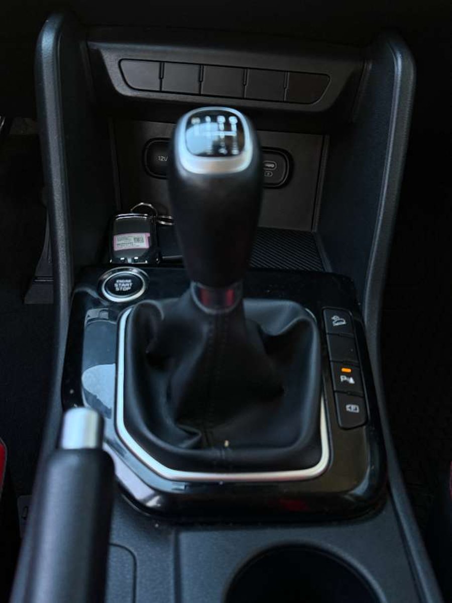 Kia SPORTAGE 2022 - Imagen 19 de 20