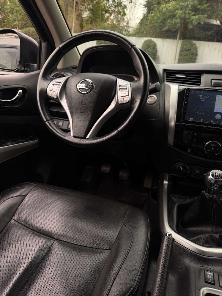 Nissan NP300 LE 2.3 4X4 MT 2016 - Imagen 19 de 20