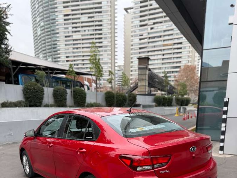 Kia RIO 4 LX AC ABS 2021 - Imagen 5 de 20