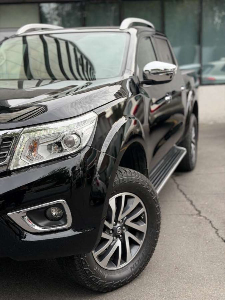 Nissan NP300 LE 2.3 4X4 MT 2016 - Imagen 11 de 20
