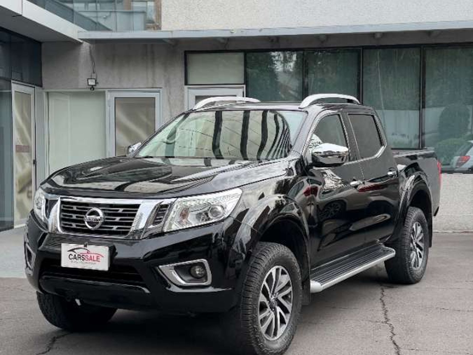 Nissan NP300 LE 2.3 4X4 MT 2016 - Foto 3 de 20