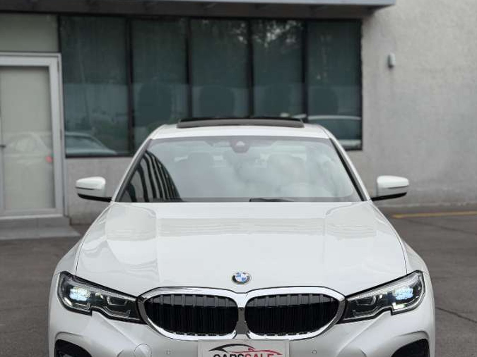 BMW 330I LOOK M 2022 - Foto 2 de 20
