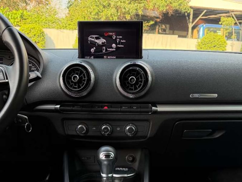 Audi A3 Sportback 1.4 TFSI 2018 - Imagen 18 de 20