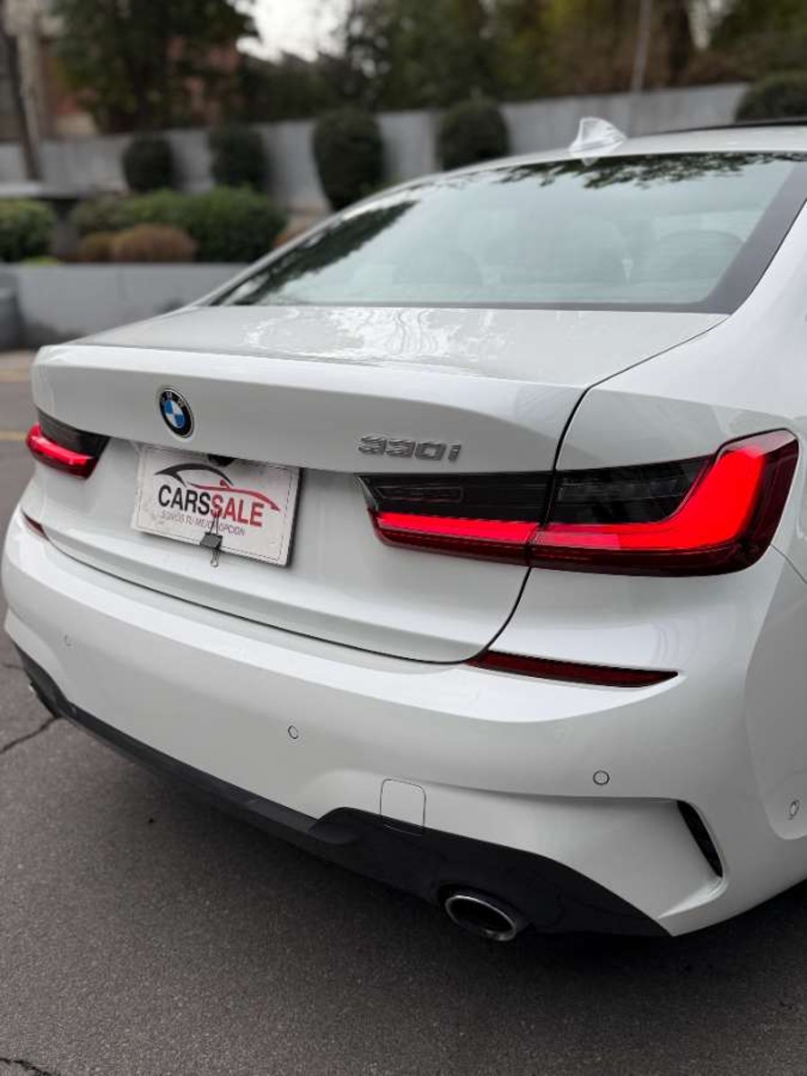 BMW 330I LOOK M 2022 - Imagen 13 de 20