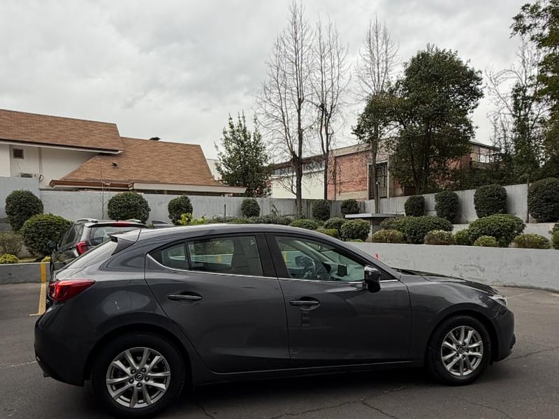 Mazda 3 2016 - Imagen 8 de 20