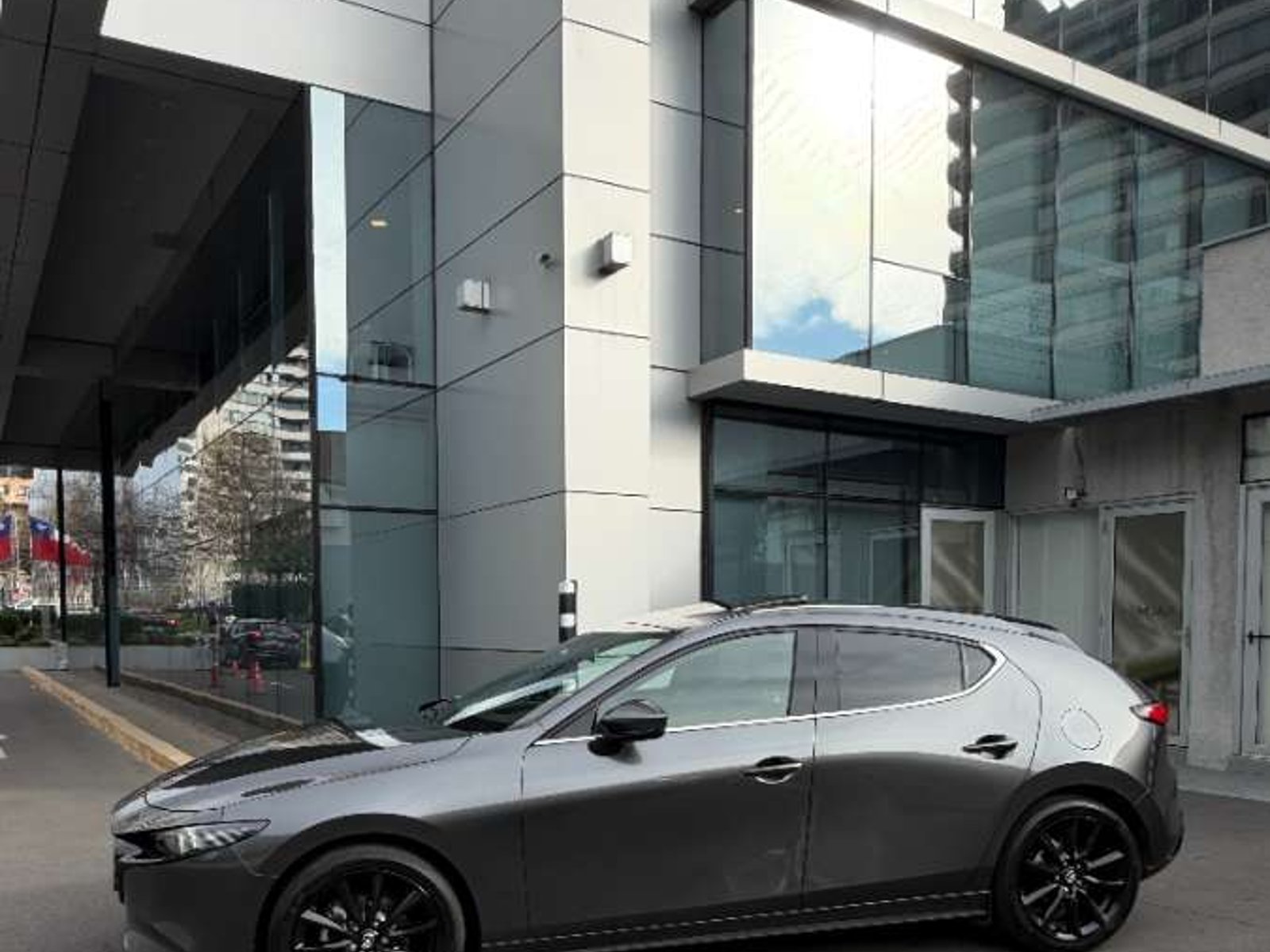 Mazda 3 CORE HB 2.0 2026 - Foto 4 de 20