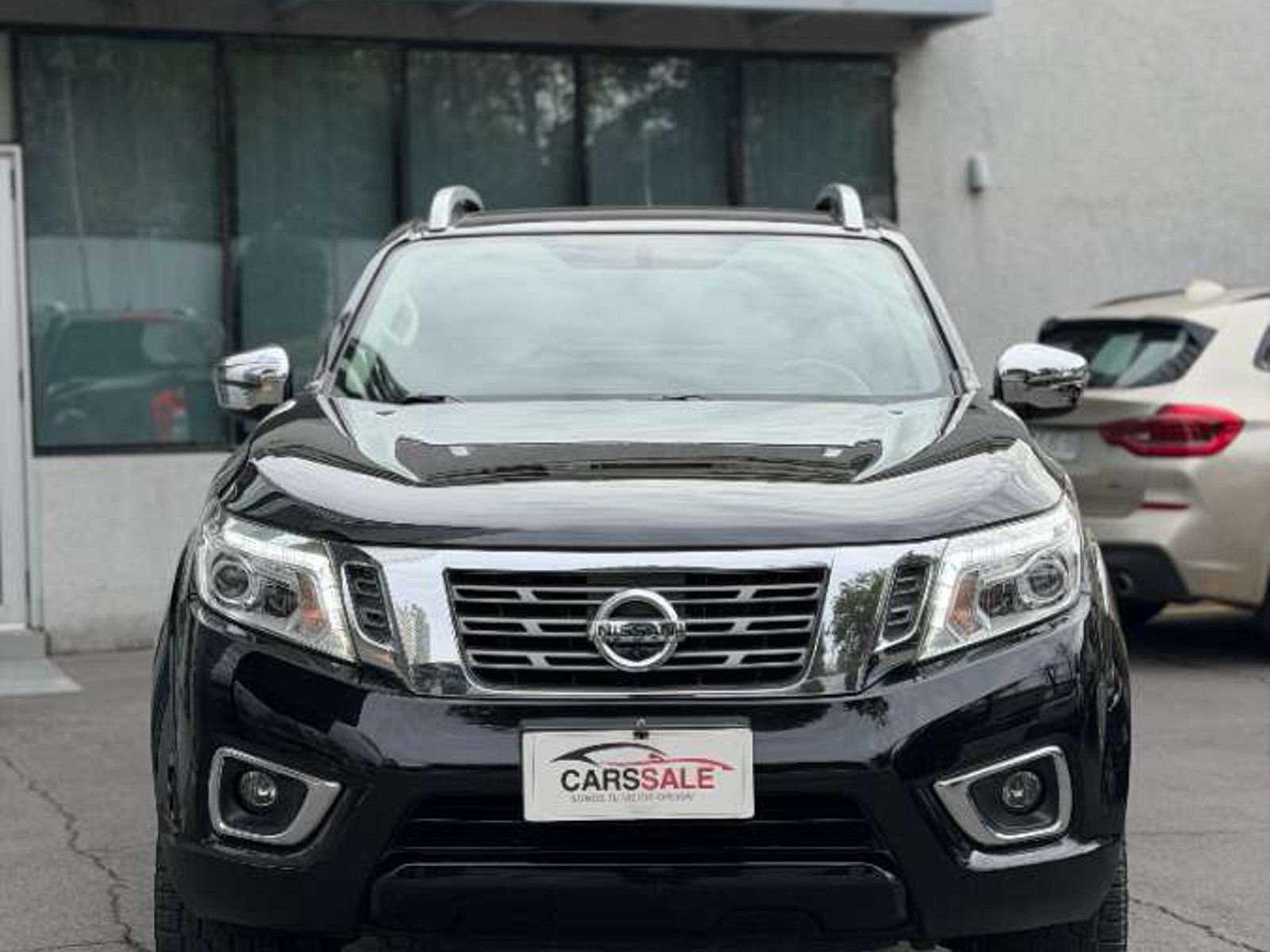 Nissan NP300 LE 2.3 4X4 MT 2016 - Foto 2 de 20