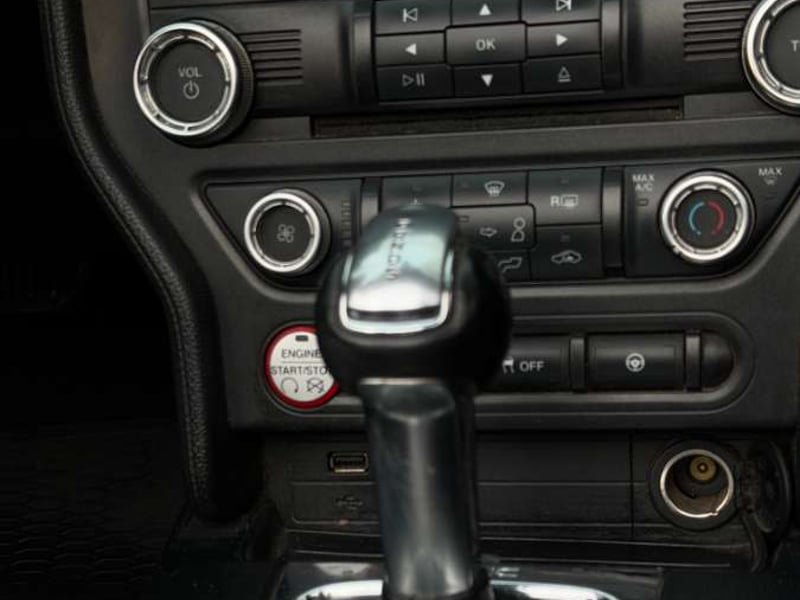 Ford MUSTANG 3,7 CABRIOT 2016 - Imagen 19 de 20