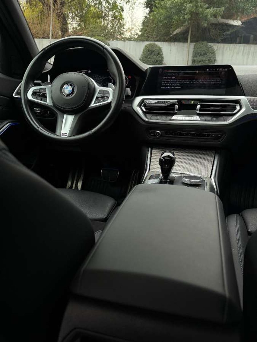 BMW 330I LOOK M 2022 - Imagen 18 de 20