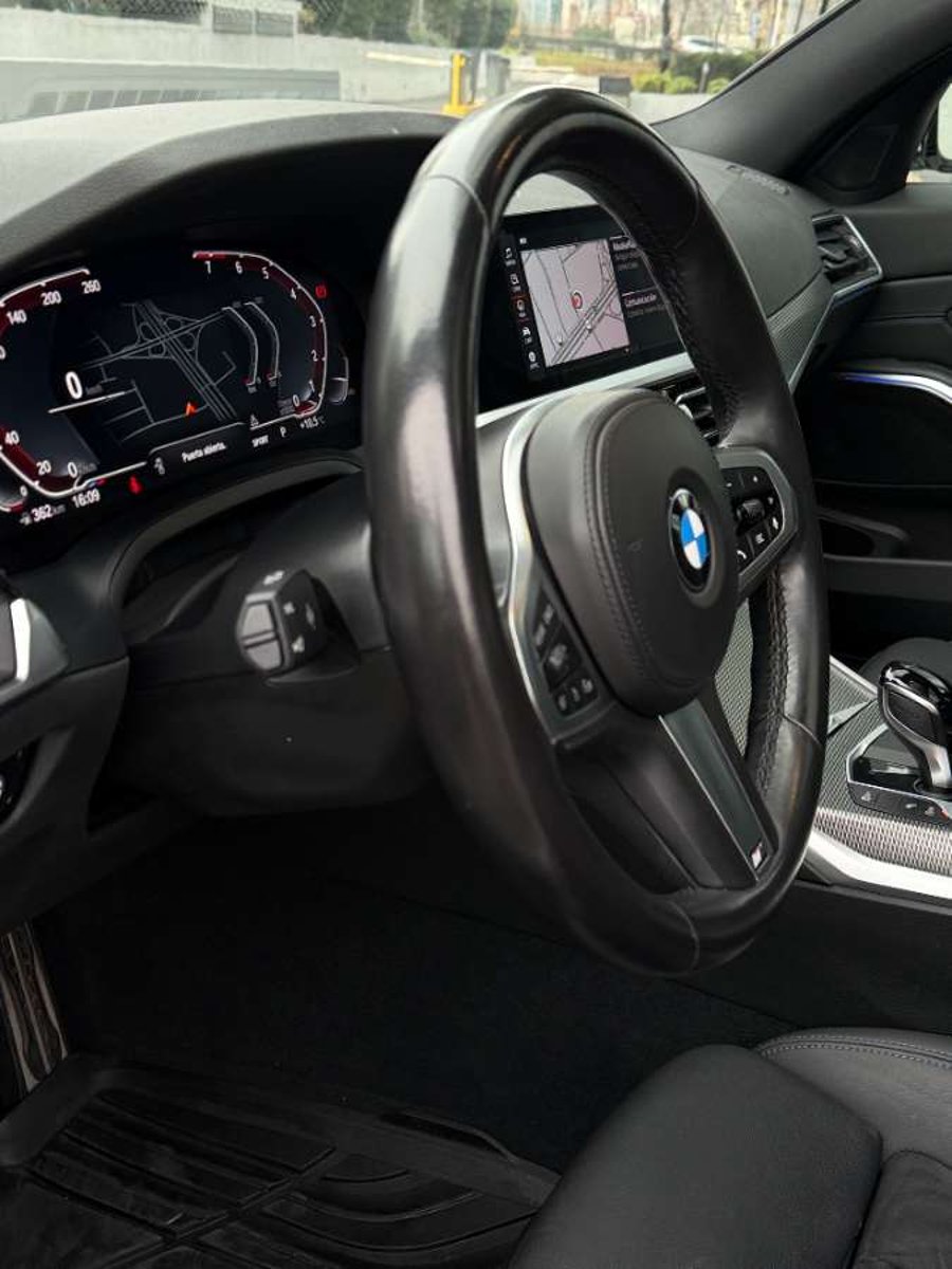 BMW 330I LOOK M 2022 - Imagen 15 de 20