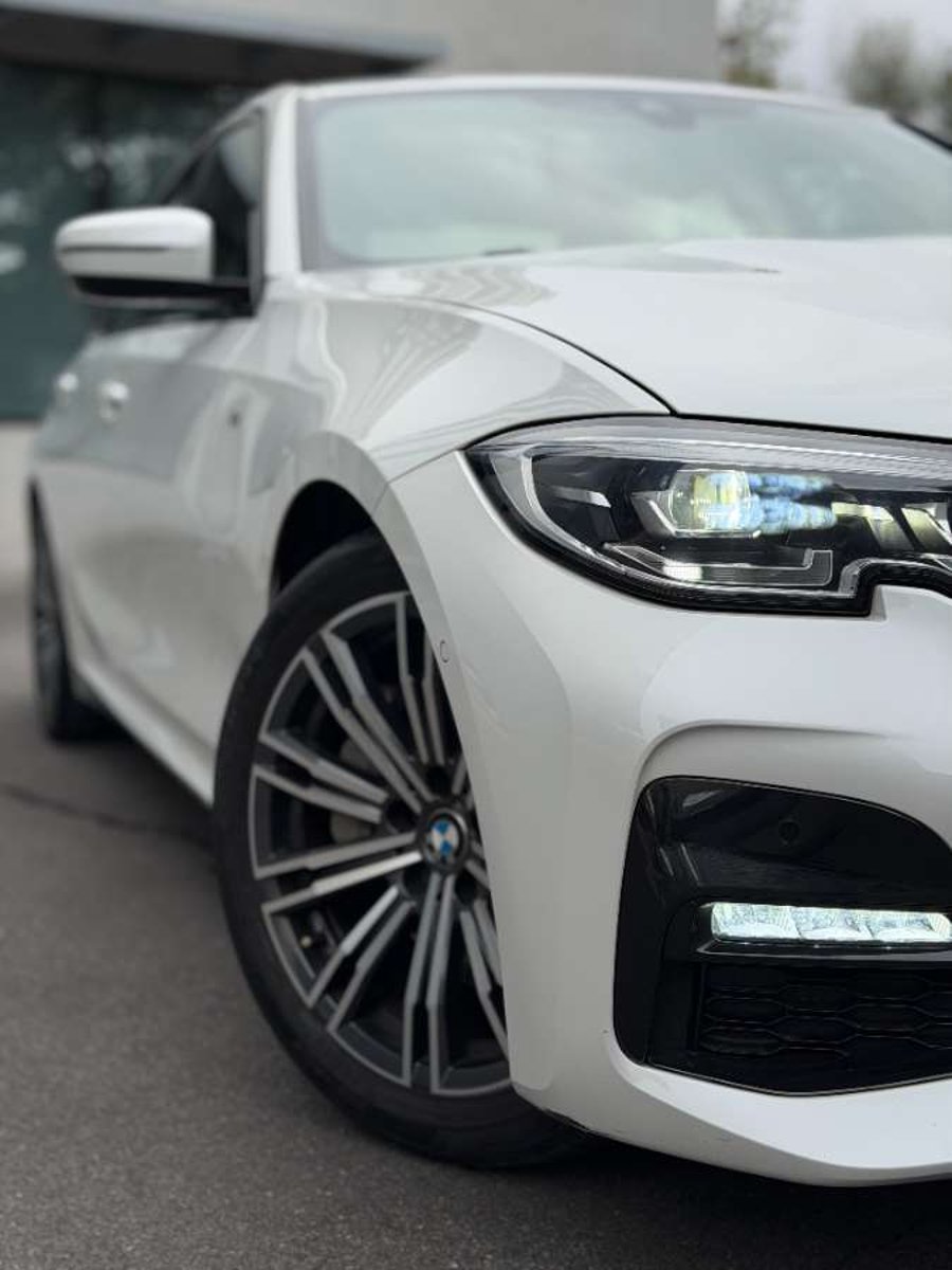 BMW 330I LOOK M 2022 - Imagen 10 de 20