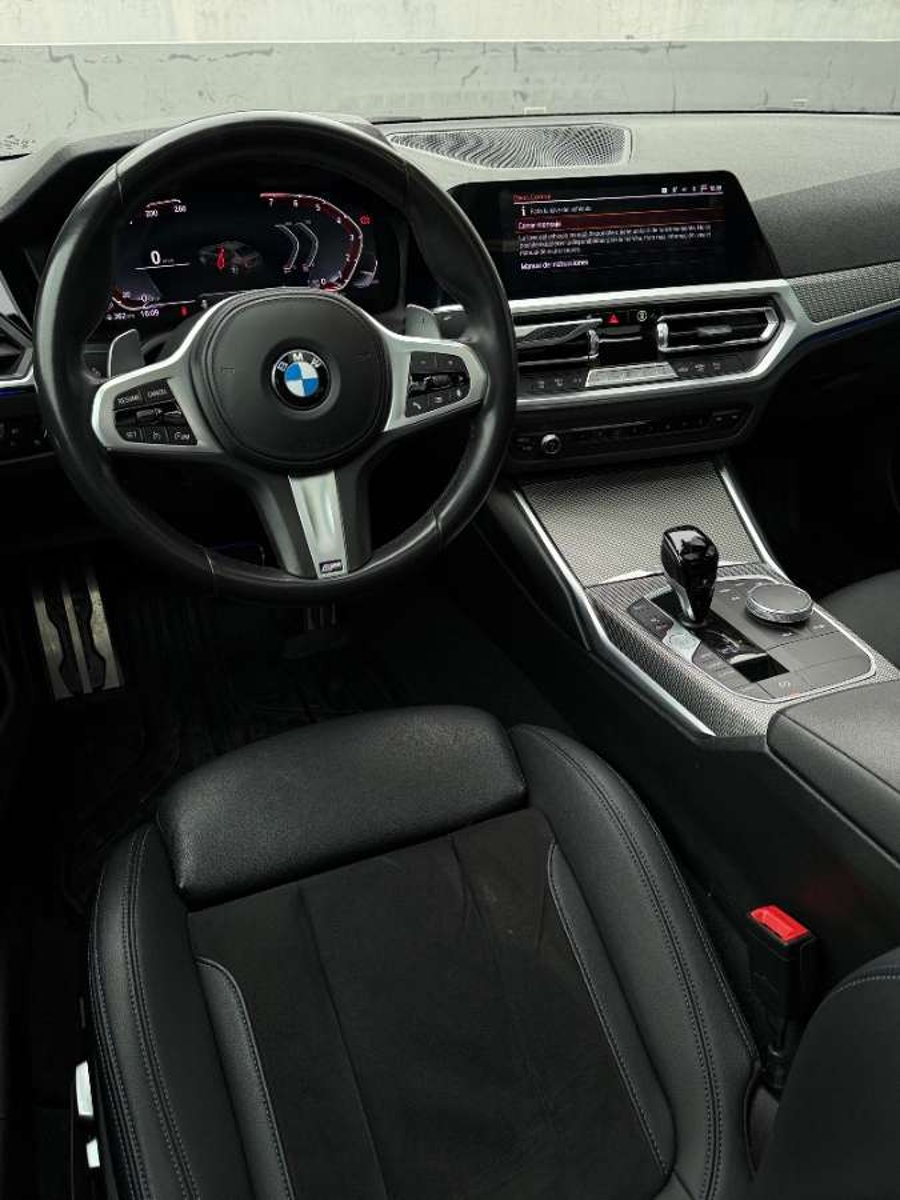 BMW 330I LOOK M 2022 - Imagen 17 de 20