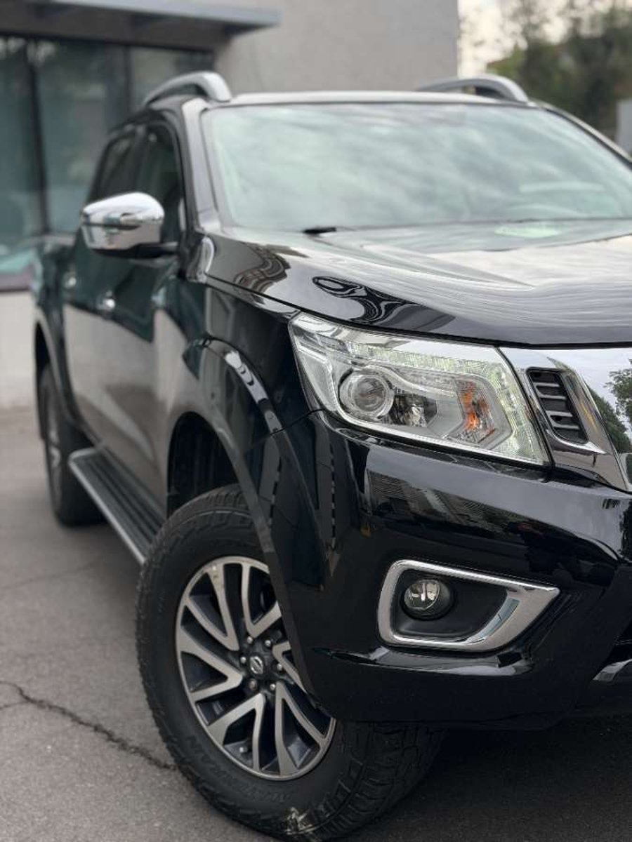 Nissan NP300 LE 2.3 4X4 MT 2016 - Imagen 10 de 20