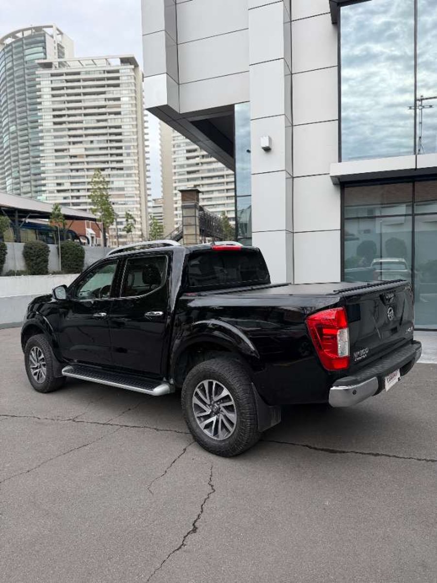 Nissan NP300 LE 2.3 4X4 MT 2016 - Imagen 5 de 20