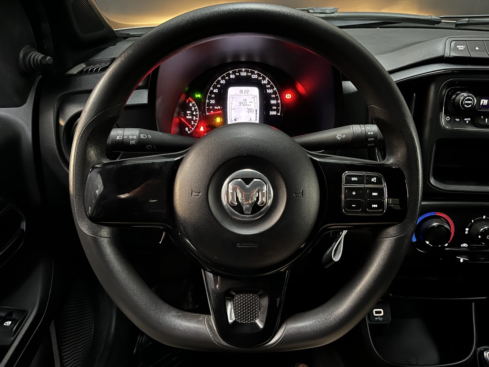 RAM 700 SLT 1.4 MT 2022 - Imagen 13 de 18
