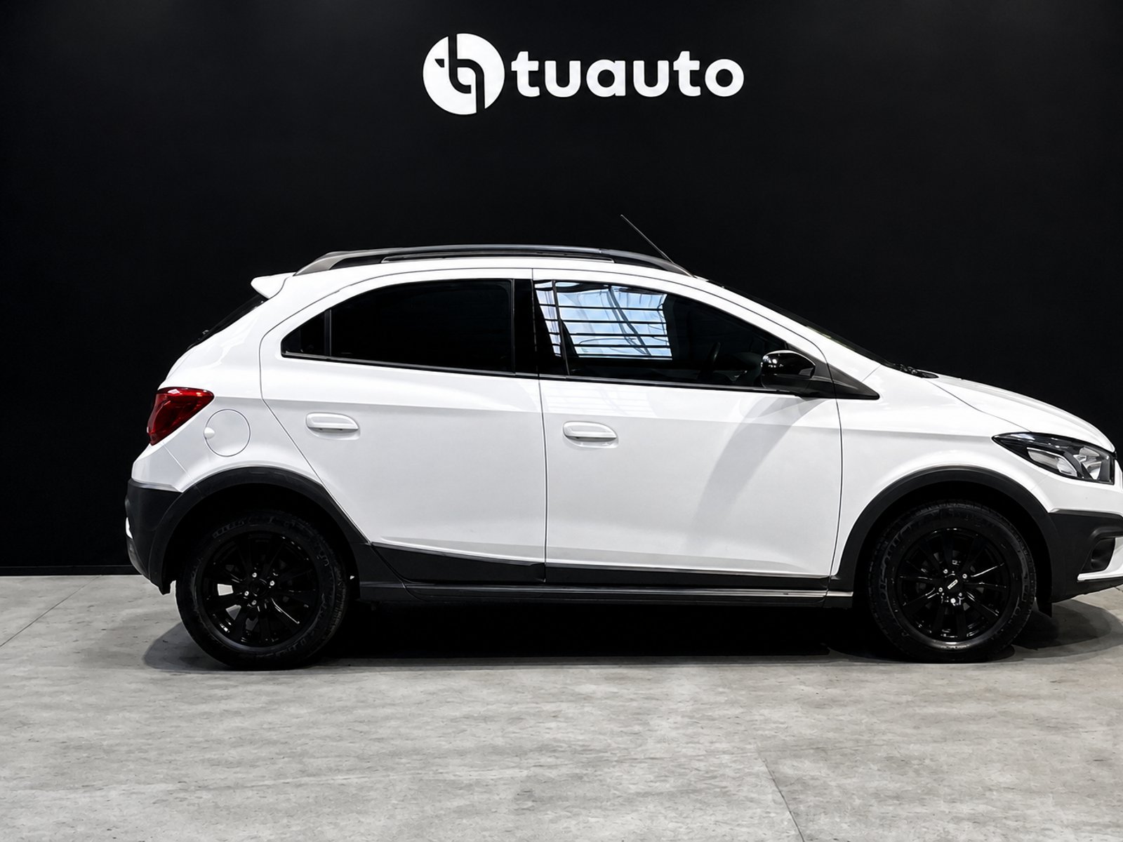 Chevrolet ONIX ACTIVE HB 1.4 MT 2020 - Foto 3 de 19