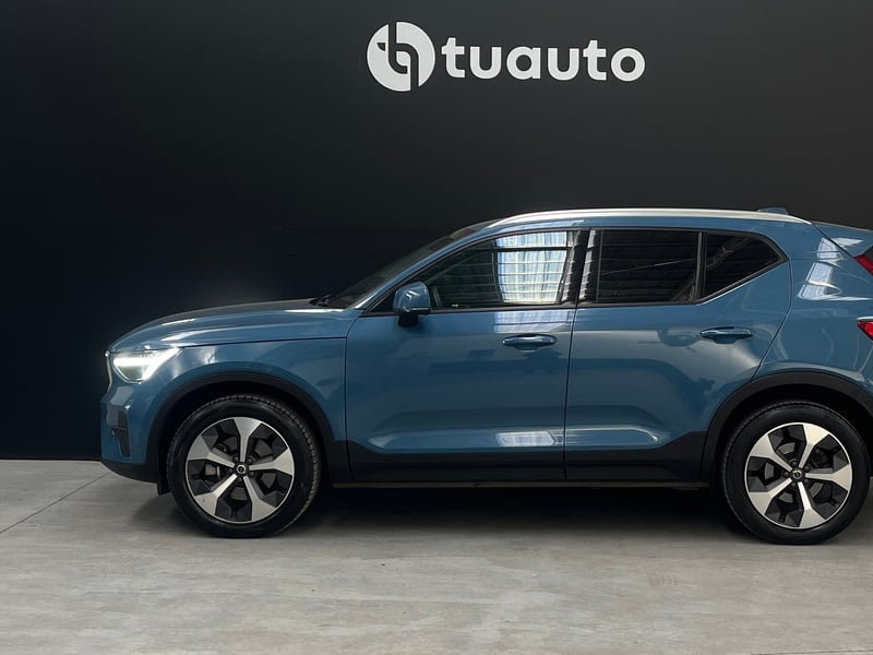 Volvo XC40 B4 PLUS 2.0 AUT 2024 - Imagen 7 de 17