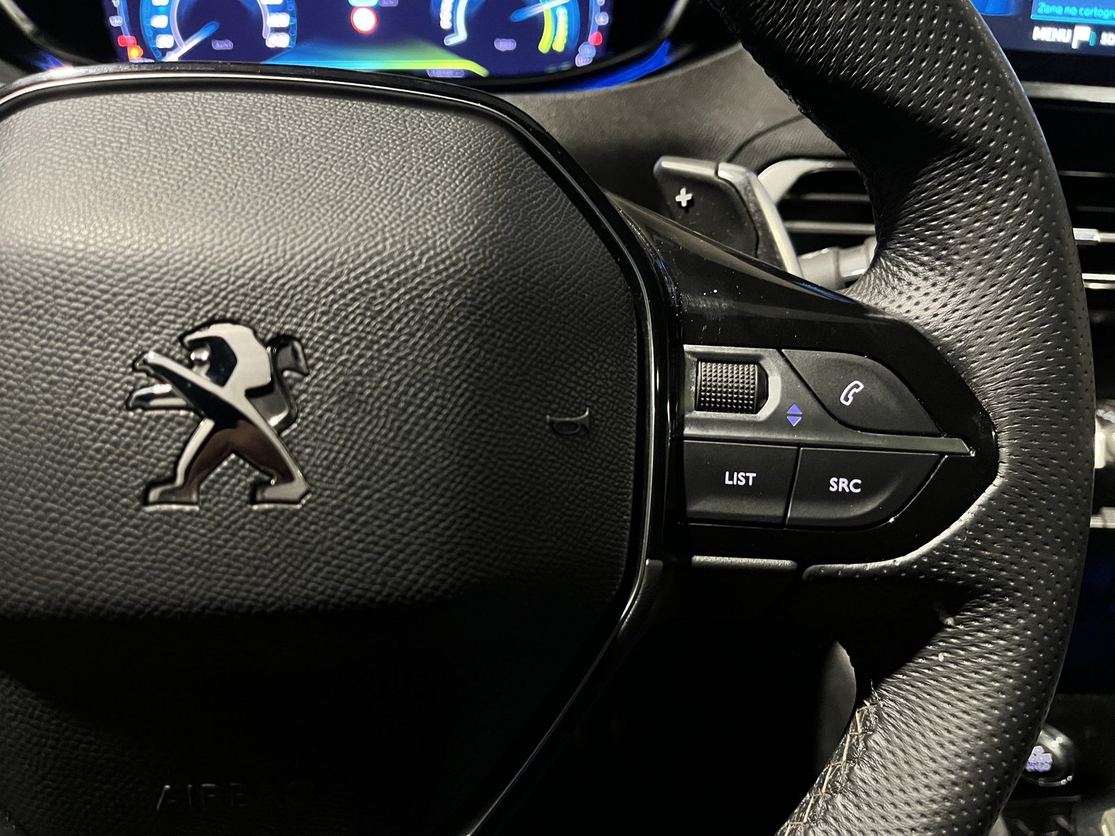 PEUGEOT 3008 HYBRID 300 4X4 1.6 AUT 2022 - Imagen 14 de 20