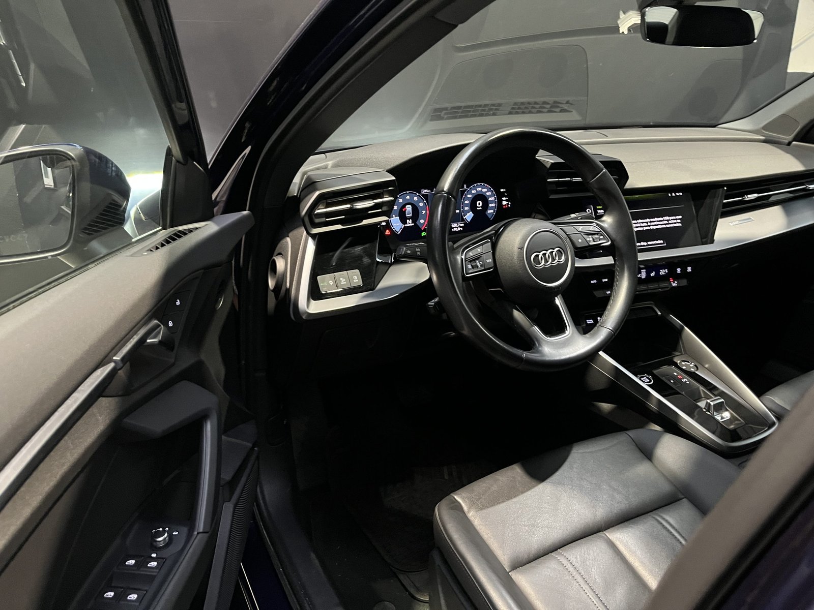 Audi A3 SEDAN 35 TFSI 1.4 AUT 2024 - Imagen 9 de 16