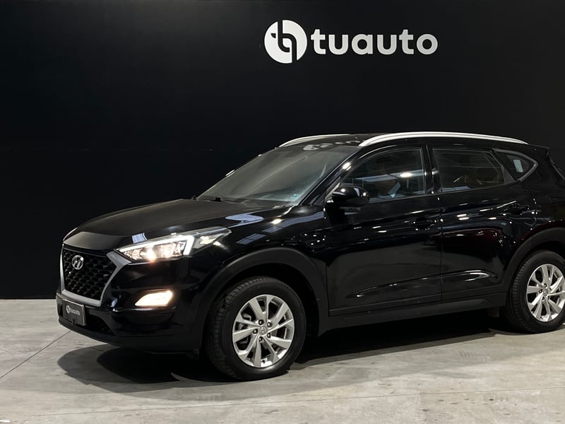 Hyundai TUCSON TL 4X4 2.0 PLUS 2019 - Imagen 8 de 18