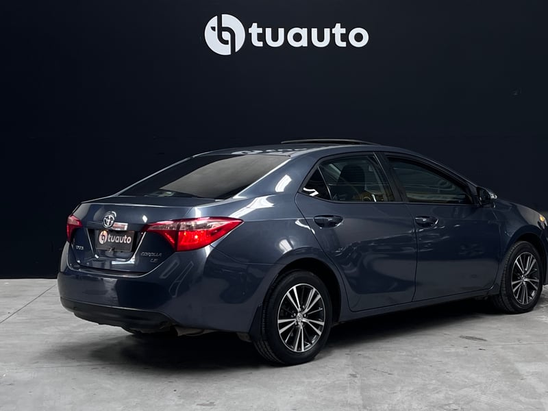 Toyota COROLLA 1.8 CVT LE 2018 - Imagen 4 de 18