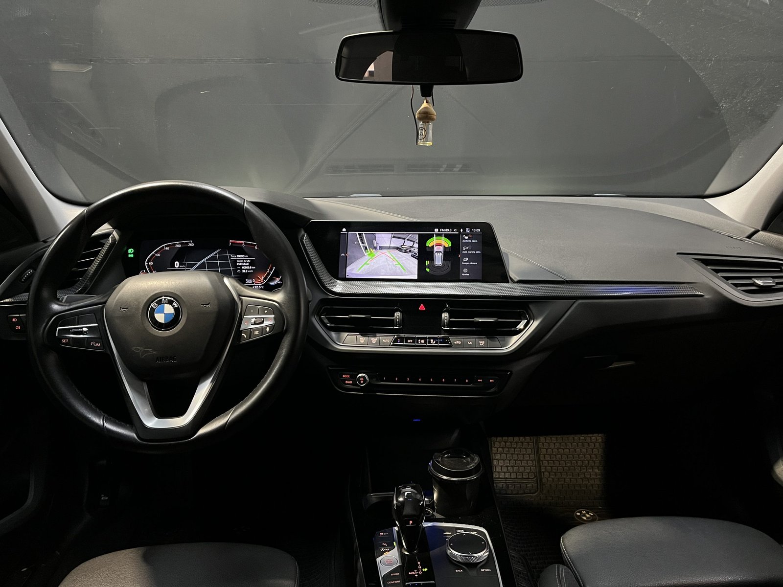 BMW 118I HATCHBACK 1.5 AUT 2022 - Imagen 11 de 19