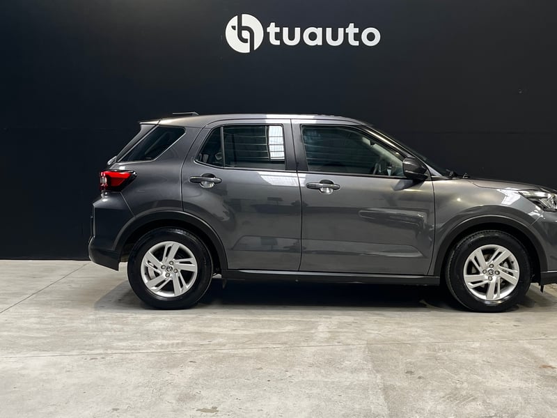 Toyota RAIZE CVT 1.2 AUT E 2025 - Imagen 3 de 16