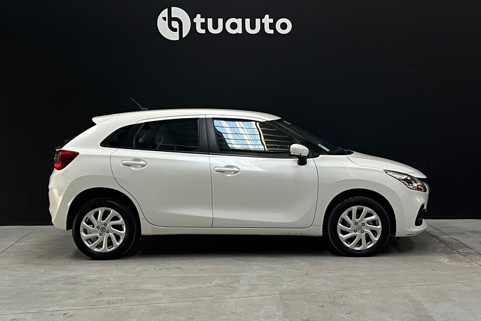 Suzuki BALENO GLS MT 1.5 2024 - Imagen 3 de 18