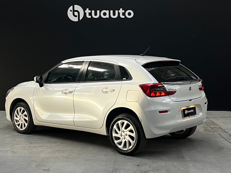 Suzuki BALENO GLS MT 1.5 2024 - Imagen 6 de 18