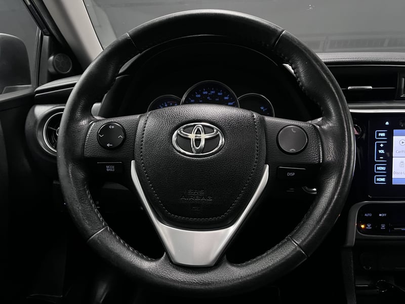 Toyota COROLLA 1.8 CVT LE 2018 - Imagen 13 de 18