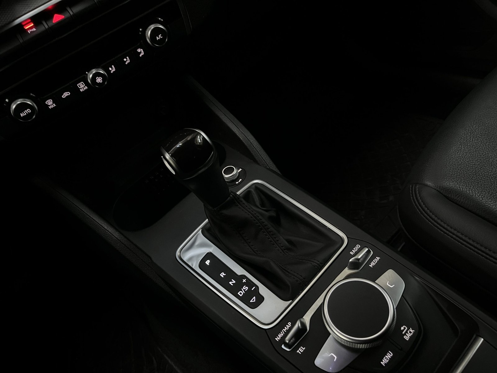 AUDI Q2 35 TFSI 1.4 AUT 2022 - Imagen 13 de 20