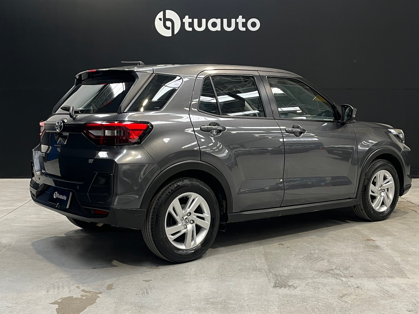 Toyota RAIZE CVT 1.2 AUT E 2025 - Foto 4 de 16