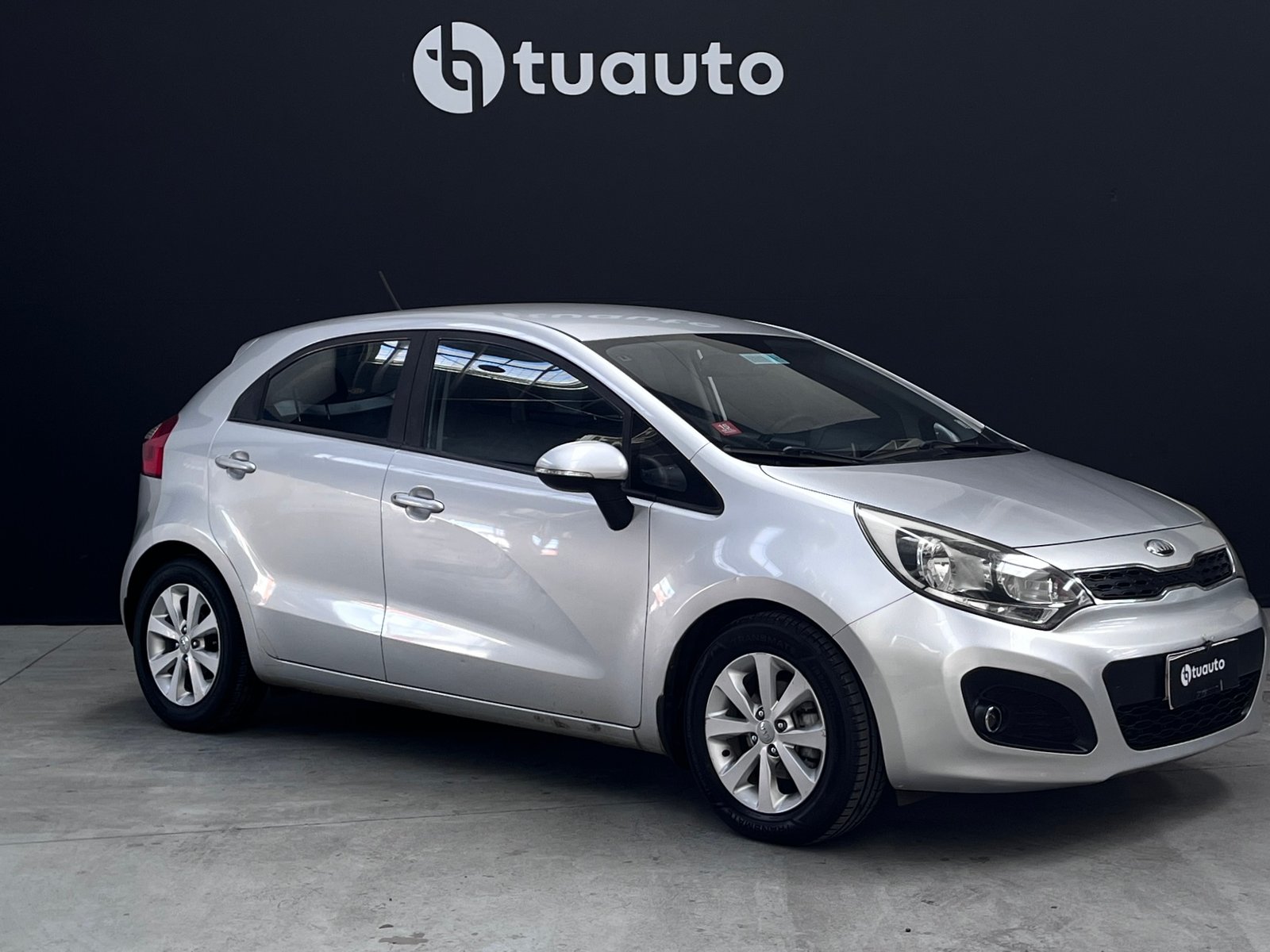 Kia RIO5 UB EX 1.4 MT 2013 - Foto 2 de 17