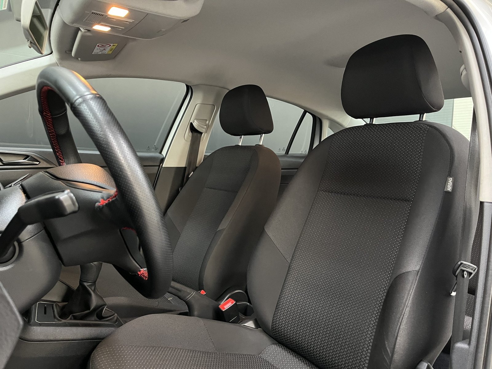 VOLKSWAGEN VIRTUS 1.6 TRENDLINE MT 2023 - Imagen 16 de 20