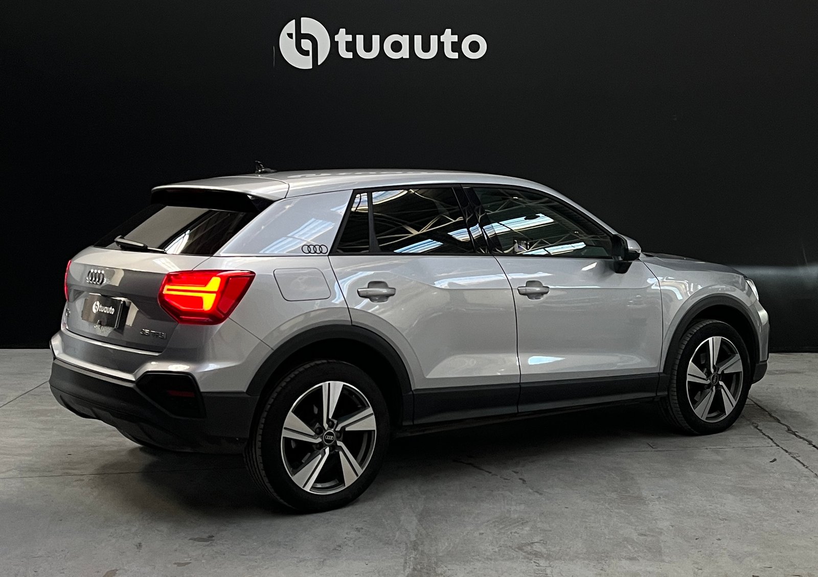 AUDI Q2 35 TFSI 1.4 AUT 2022 - Foto 4 de 20