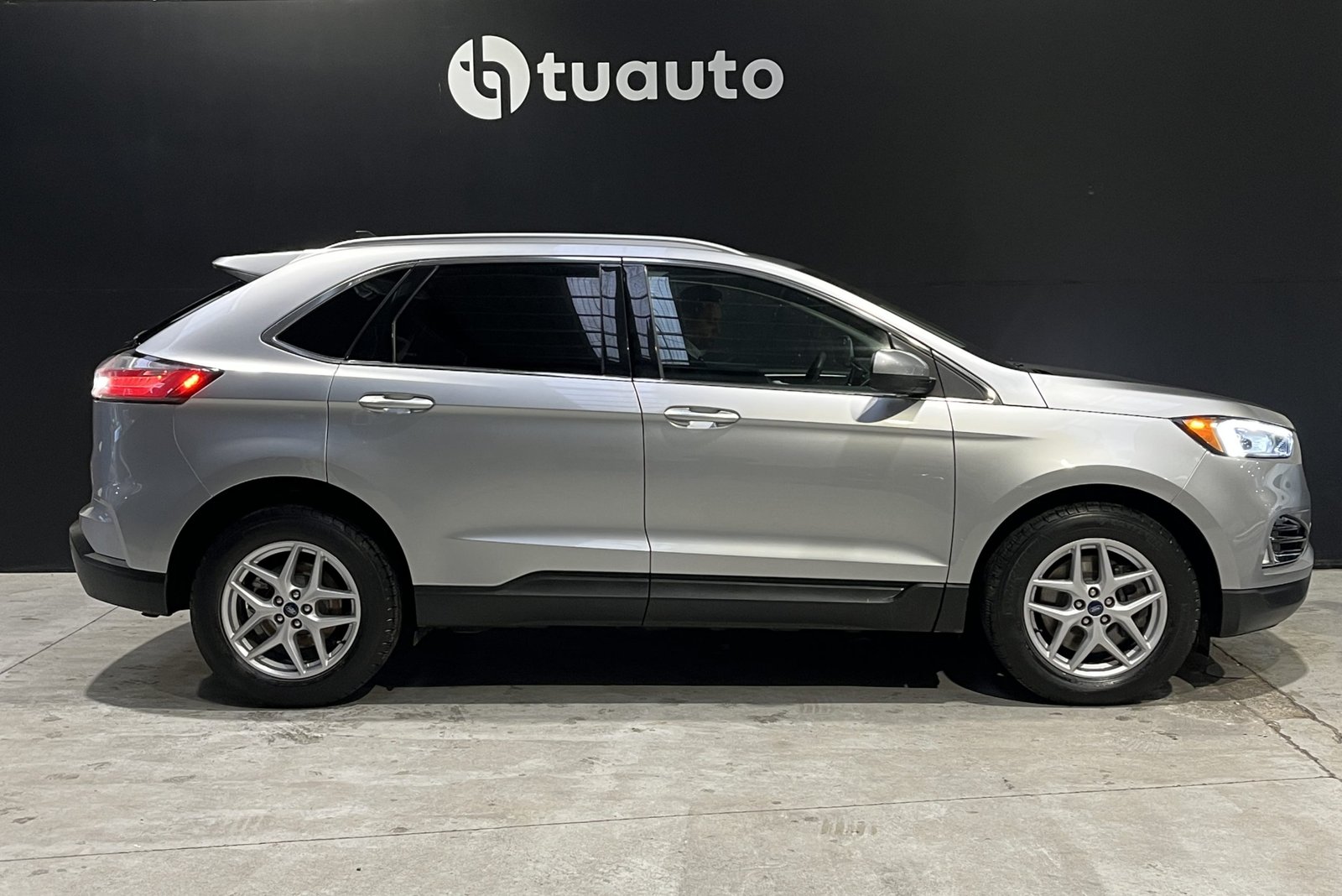 Ford EDGE SEL 2.0 AUT 2022 - Imagen 3 de 16
