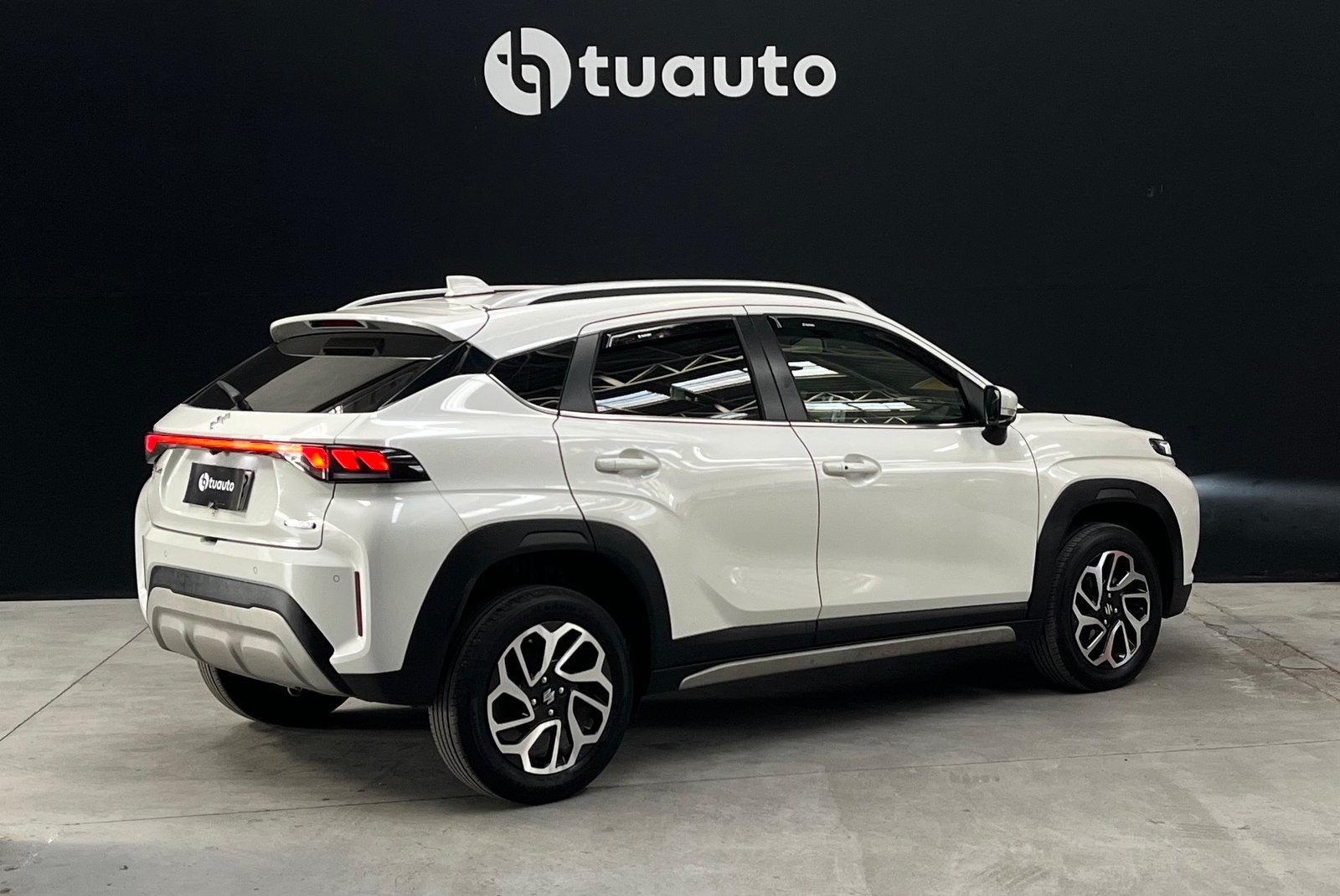 Suzuki FRONX GLX HB 1.5 AUT 2024 - Imagen 4 de 19