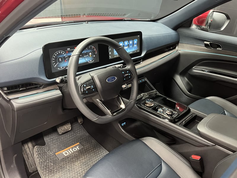 Ford TERRITORY 4X2 1.5 AUT TITANIUM 2024 - Imagen 14 de 17