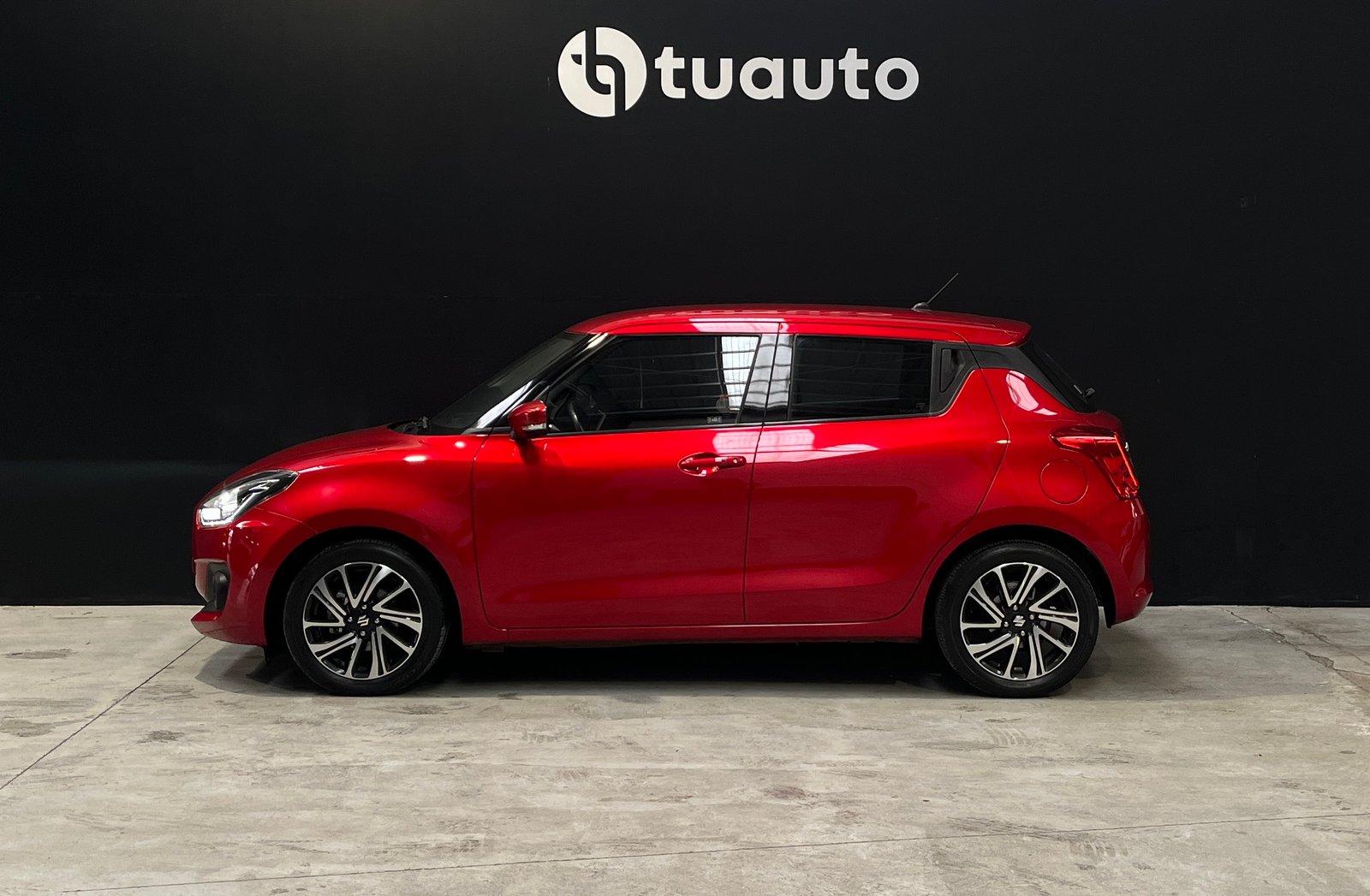 Suzuki SWIFT DIT HB 1.0 MT 2023 - Imagen 6 de 18