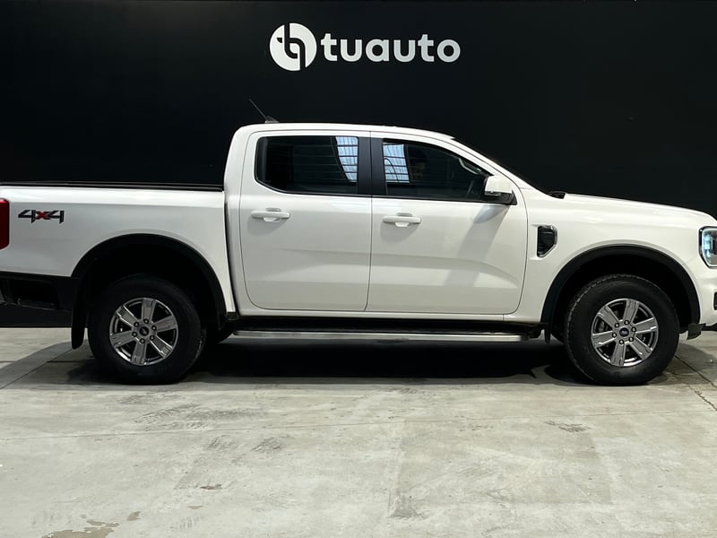 Ford RANGER XLS TM 4X4 2.0 2024 - Imagen 3 de 19