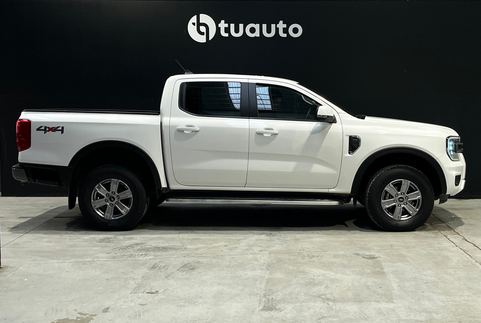Ford RANGER XLS TM 4X4 2.0 2024 - Imagen 3 de 19