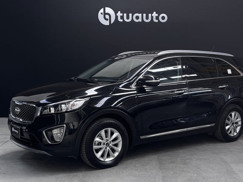 Kia SORENTO EX 2.2 MT 2017 - Imagen 7 de 16