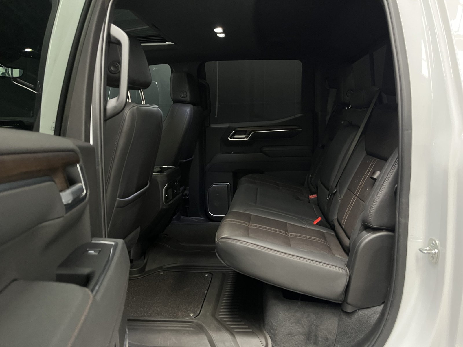 Chevrolet SILVERADO 4X4 3.0L AUT HIGH COUNTRY 2025 - Imagen 10 de 18
