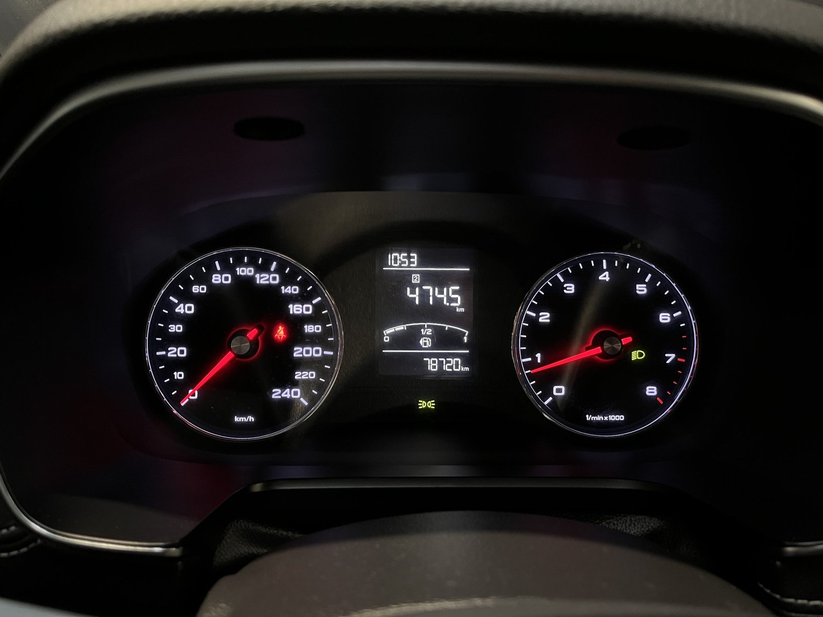 MG RX5 1.5 MT COM 2021 - Imagen 17 de 19