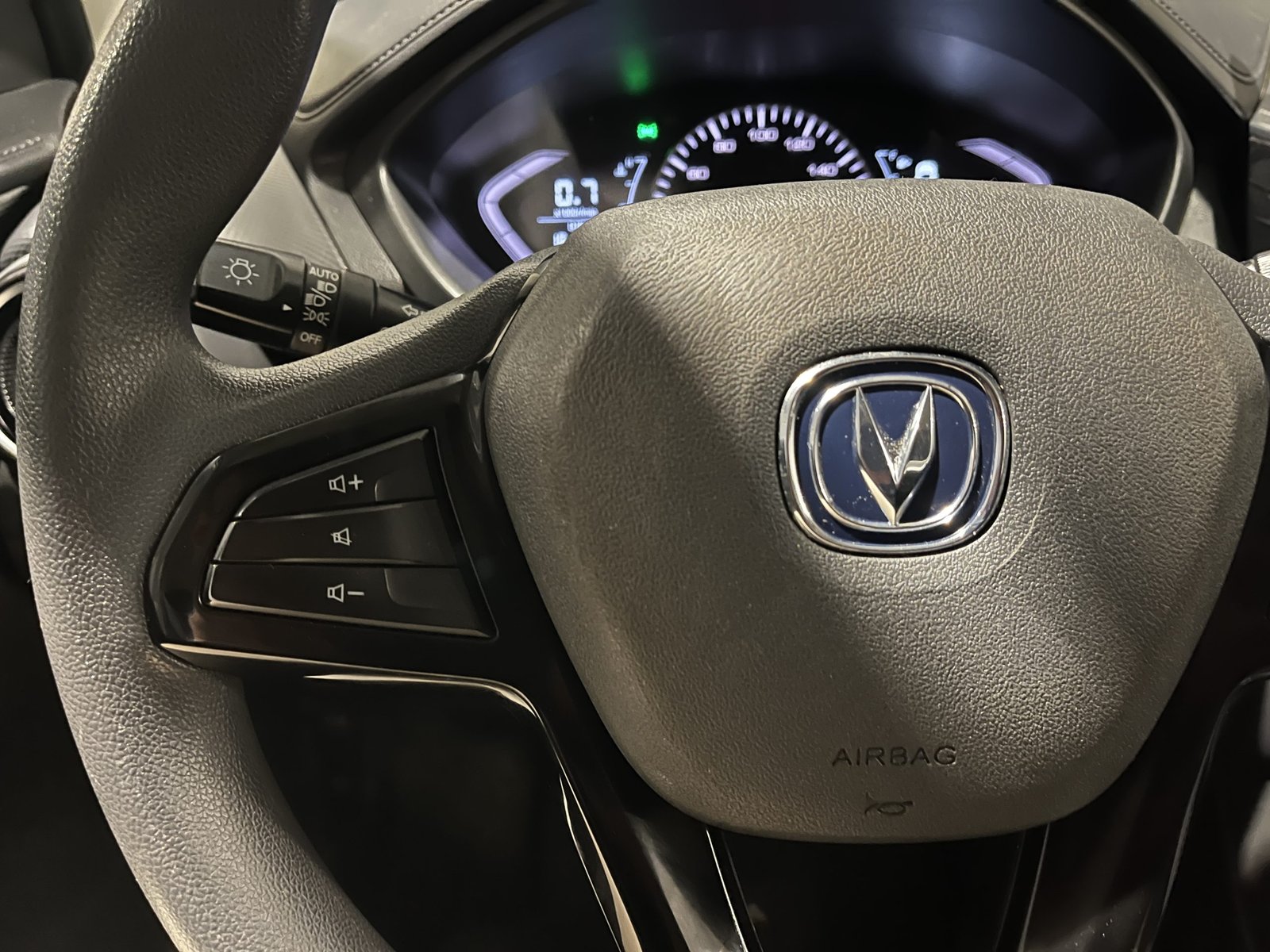 CHANGAN ALSVIN COMFORT MT 2022 - Imagen 14 de 19