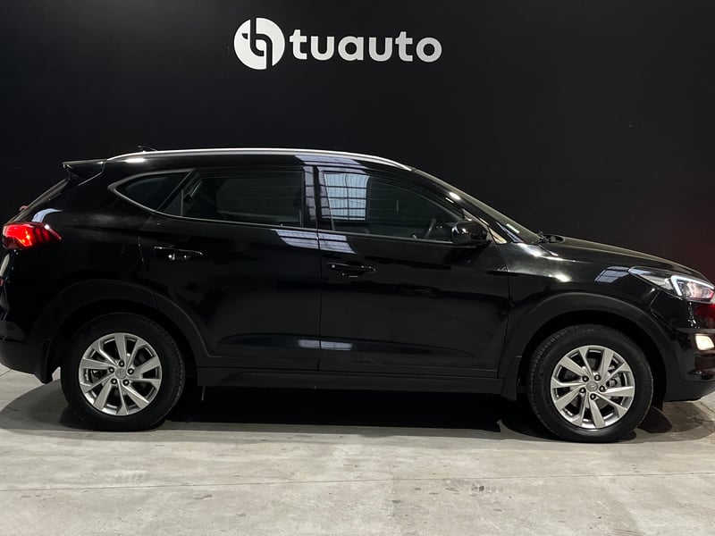Hyundai TUCSON TL 4X4 2.0 PLUS 2019 - Imagen 3 de 18